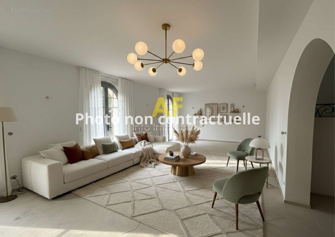 Maison à SAINT-RAPHAEL