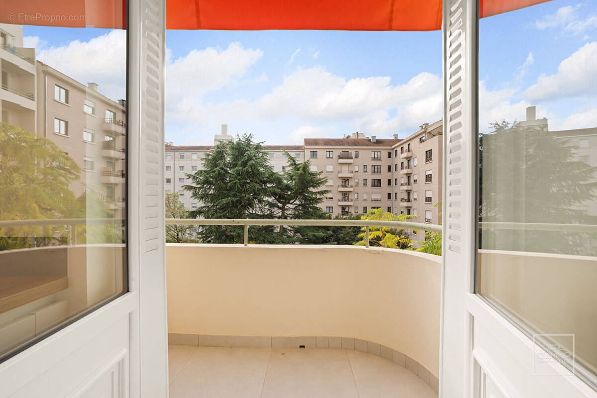 Appartement à LYON-6E
