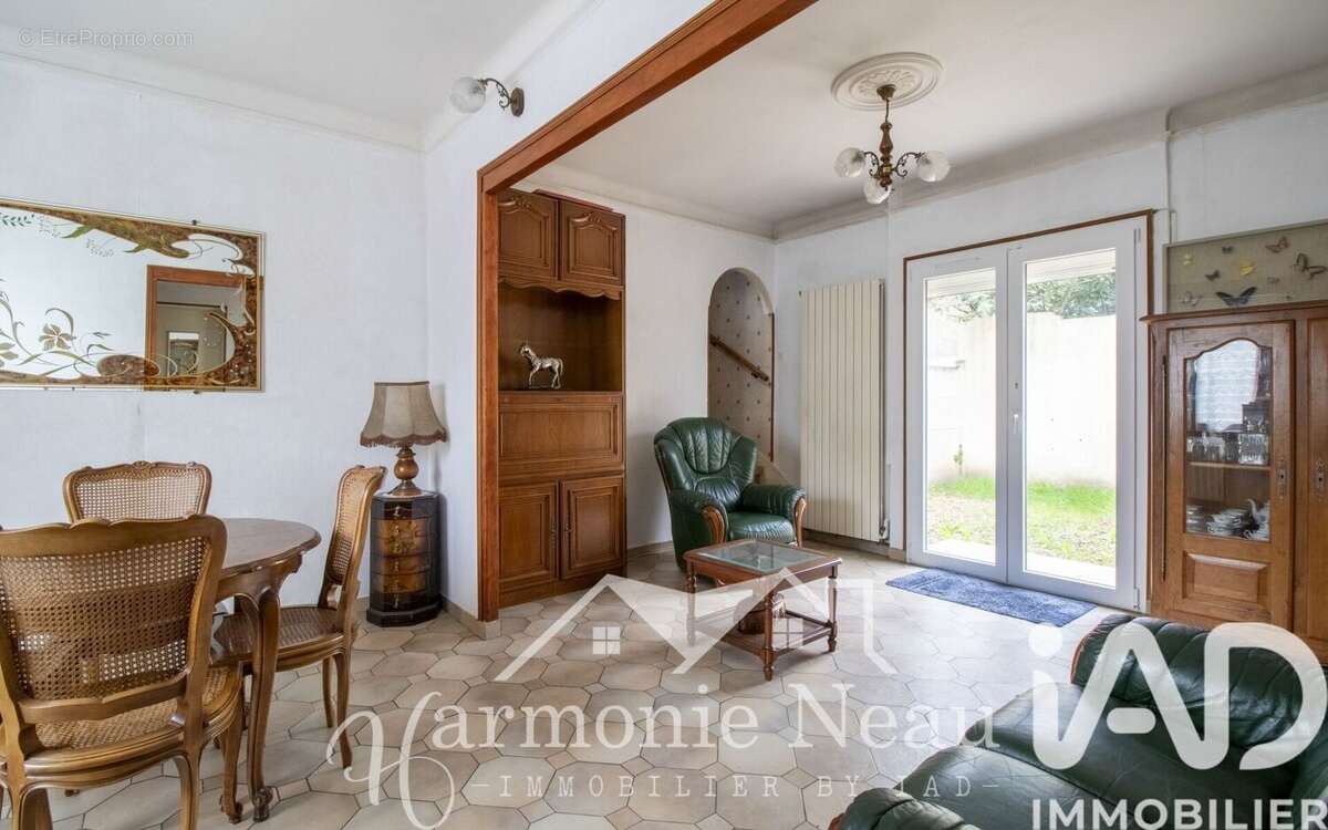 Photo 3 - Maison à LES PAVILLONS-SOUS-BOIS