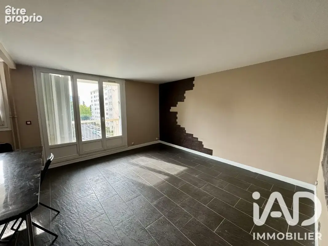 Photo 1 - Appartement à CHILLY-MAZARIN