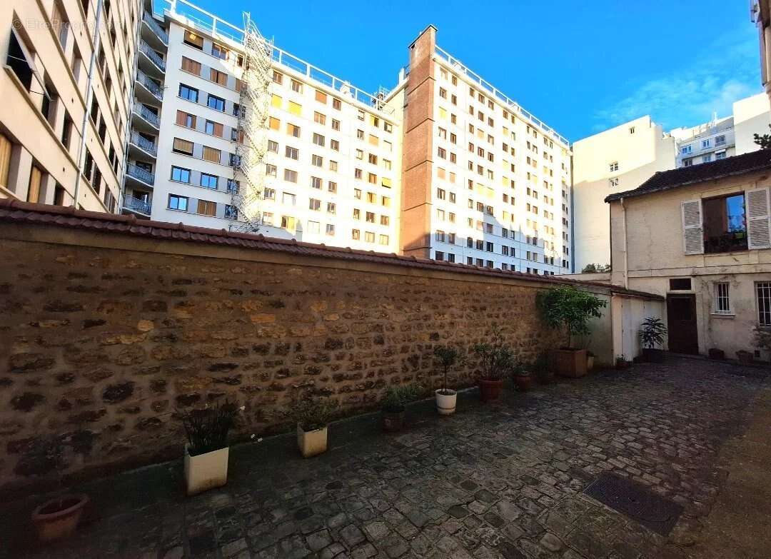Appartement à ISSY-LES-MOULINEAUX