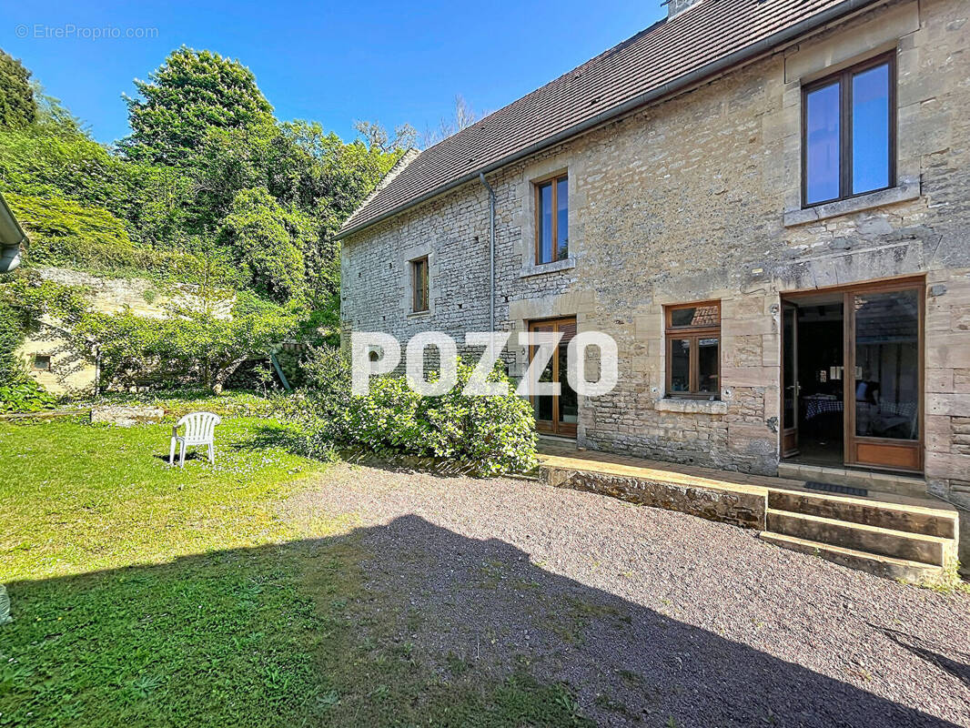 Maison à COURSEULLES-SUR-MER