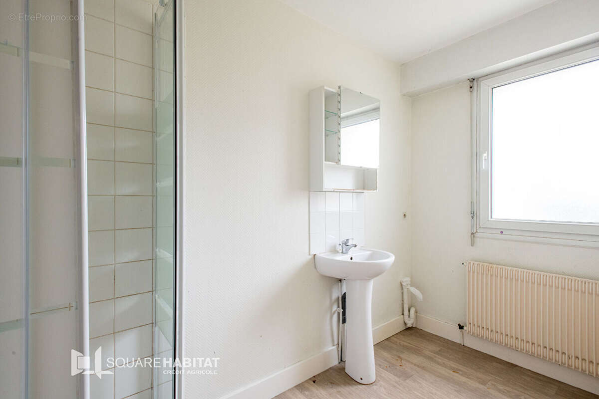 Maison à SAINT-MARTIN-BOULOGNE