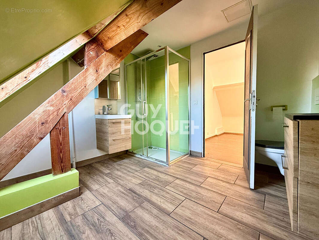 Maison à SAINT-SAUVEUR-SUR-ECOLE