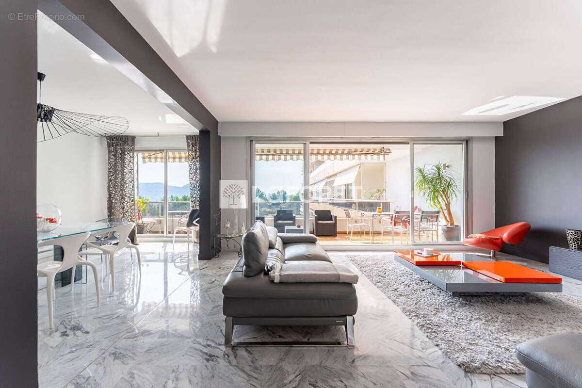 Appartement à MARSEILLE-8E