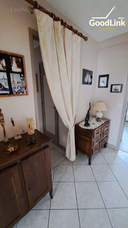 Appartement à CHILLY-MAZARIN