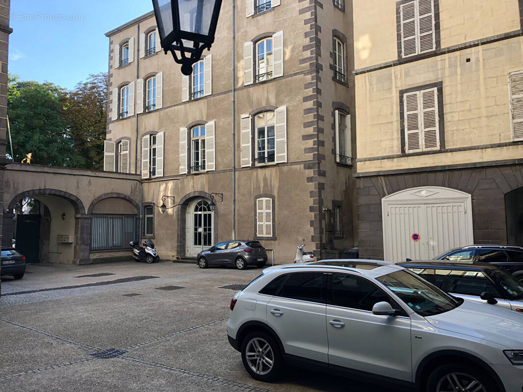 Appartement à CLERMONT-FERRAND