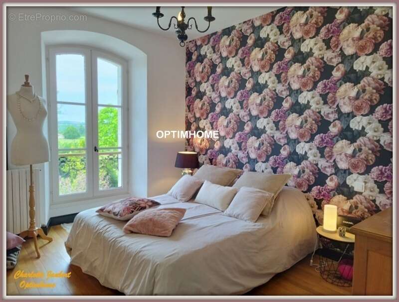 Maison à AUBETERRE-SUR-DRONNE