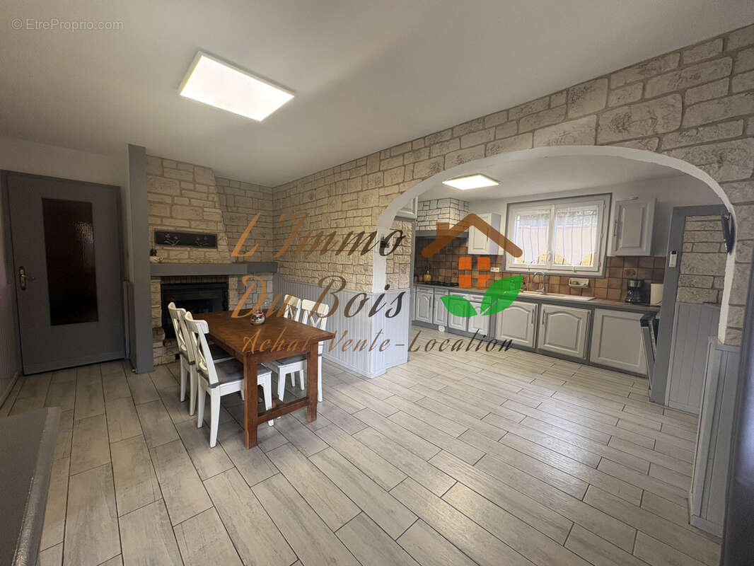 Maison individuelle de 193M2 - SAINT CLAIR DU RHÔNE - photo 5