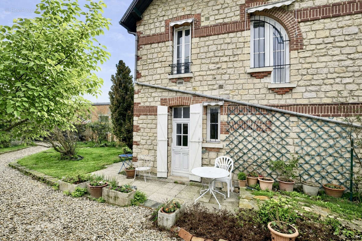 Maison à SENLIS