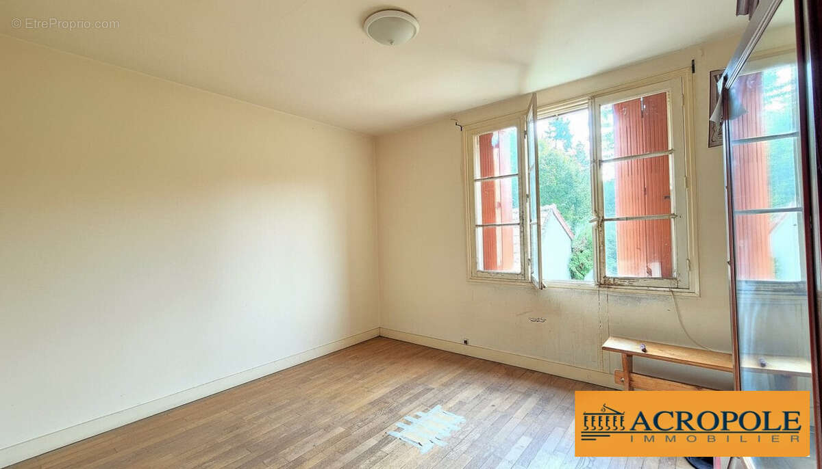 Maison à NEUVY-SUR-LOIRE