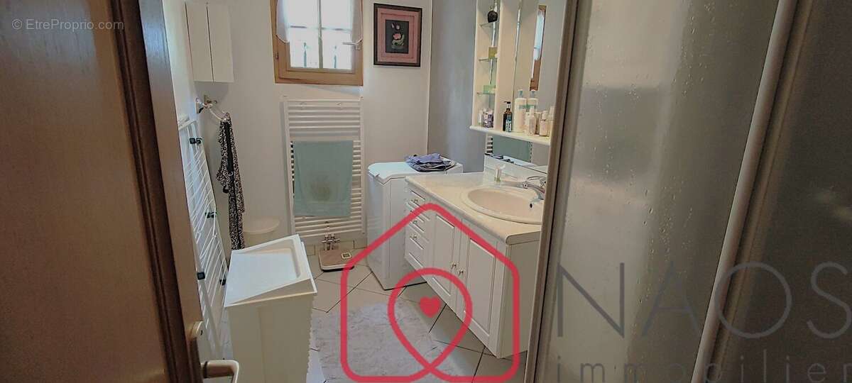 Belle Maison de 135m² 4 Chambres + bureau + Sous-sol complet + 1500m² de terrain. - photo 7