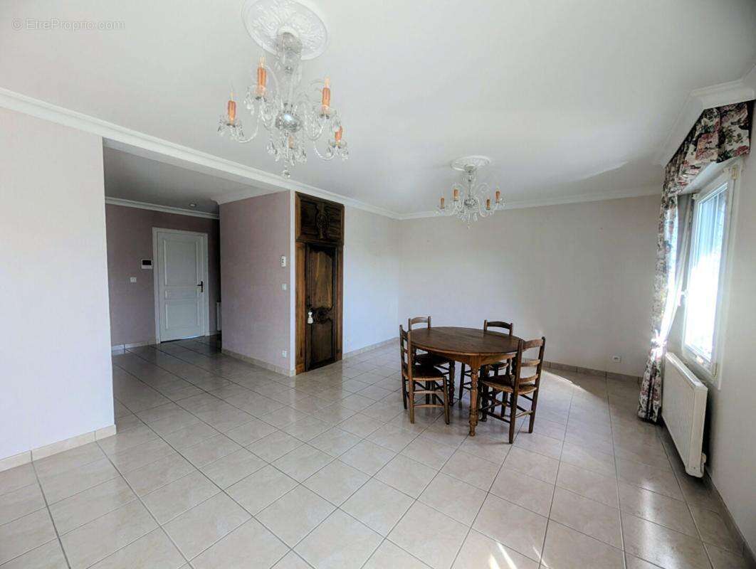 Appartement à OUISTREHAM