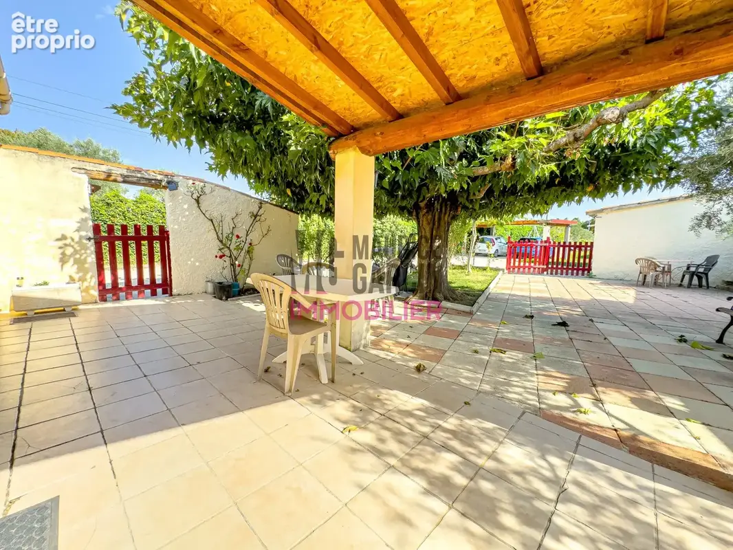 Maison 4 pièces 100 m² à vendre à L'isle-Sur-La-Sorgue (84800) - photo 3
