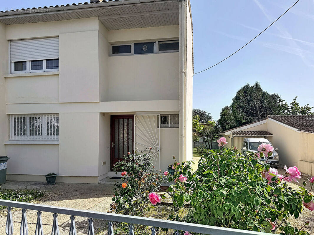 Maison à VILLENAVE-D'ORNON