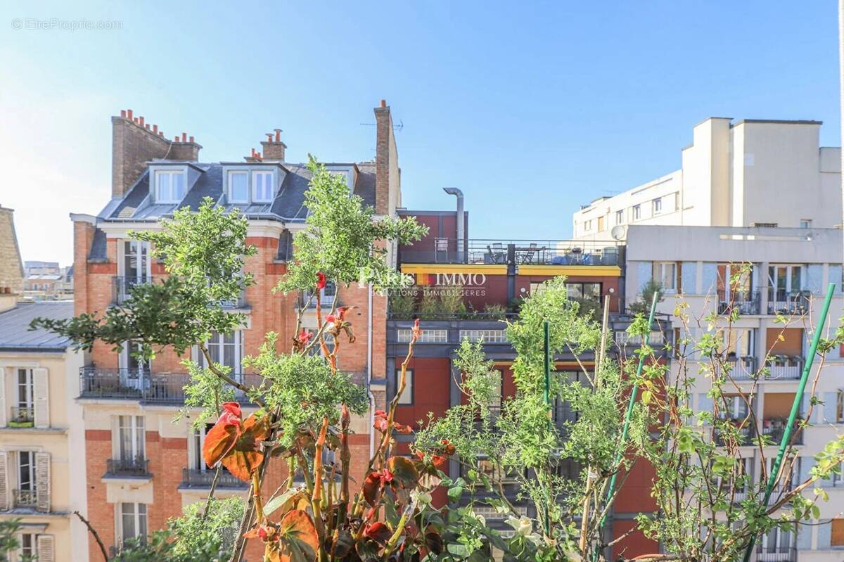 Appartement à PARIS-17E