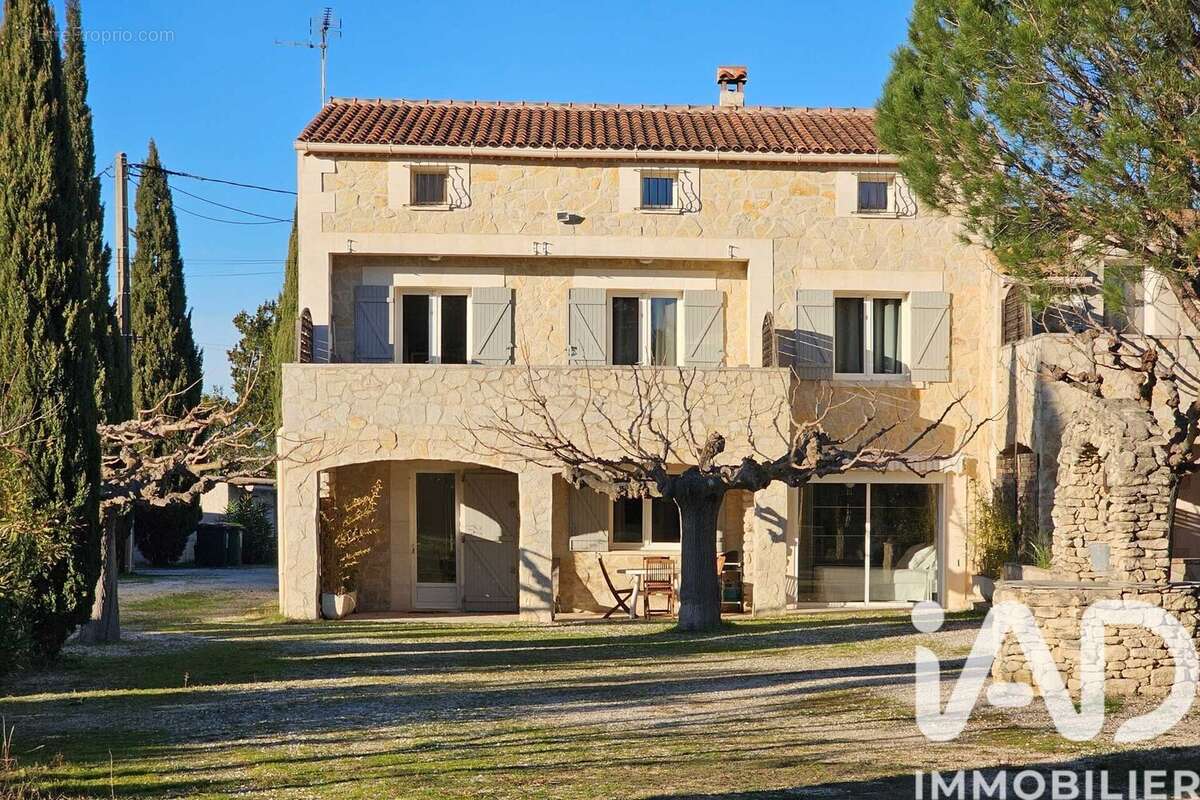 Photo 3 - Maison à SAINT-REMY-DE-PROVENCE
