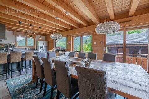 Maison 233 m² à Morzine  - photo 2
