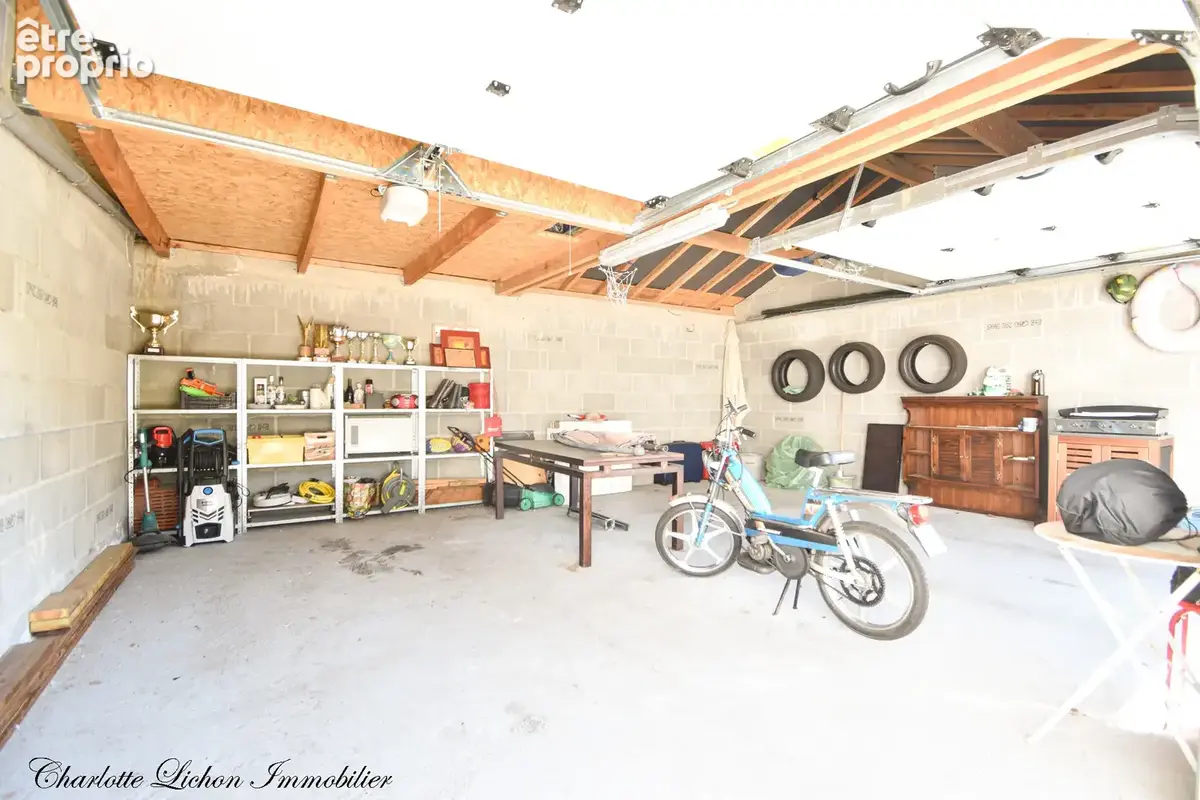 Maison 270 m2 - 5 chambres - double garage - photo 25