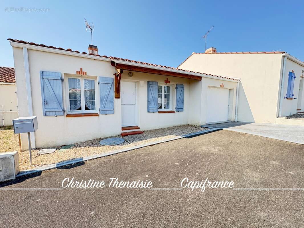 Maison à vendre Plain-Pied, Coeur de ville, 3 chambres, Garage SAINT HILAIRE DE RIEZ (85) - photo 22