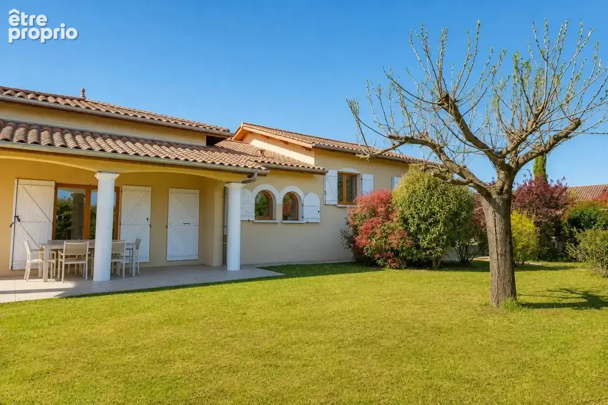 Maison à TERNAY