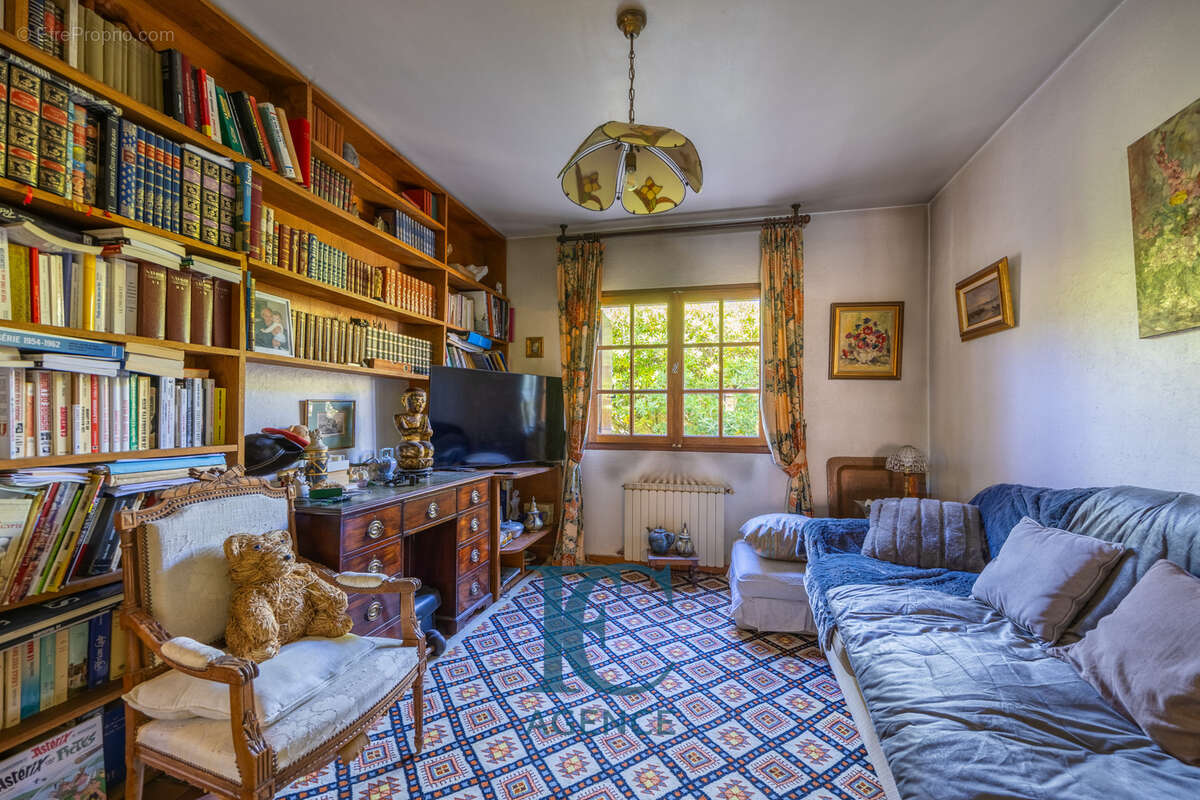 Maison à SIX-FOURS-LES-PLAGES