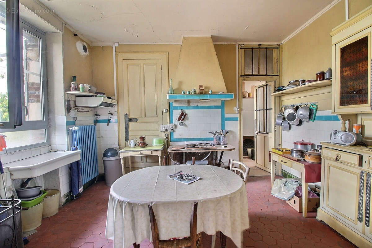 Maison 148 m² à Flogny-La-Chapelle  - photo 7
