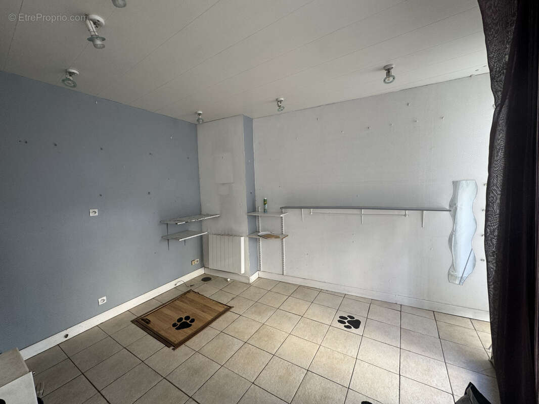 Immeuble Commercial - photo 2