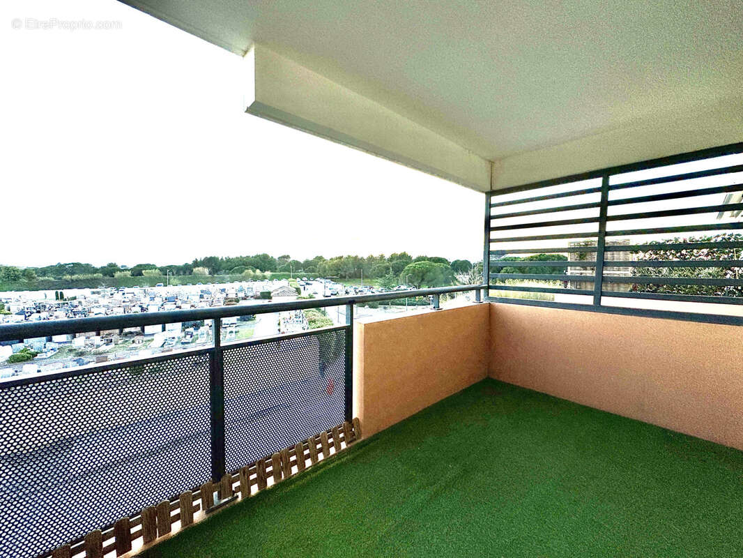 Appartement à PUGET-SUR-ARGENS