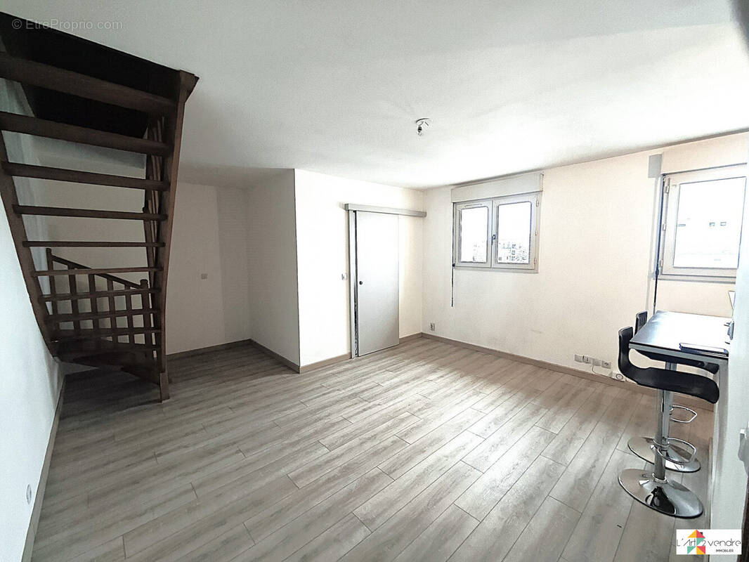 Appartement à LE PLESSIS-TREVISE