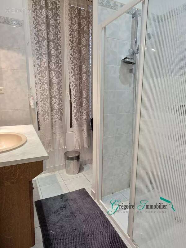 Maison à MONTIGNY-SUR-LOING