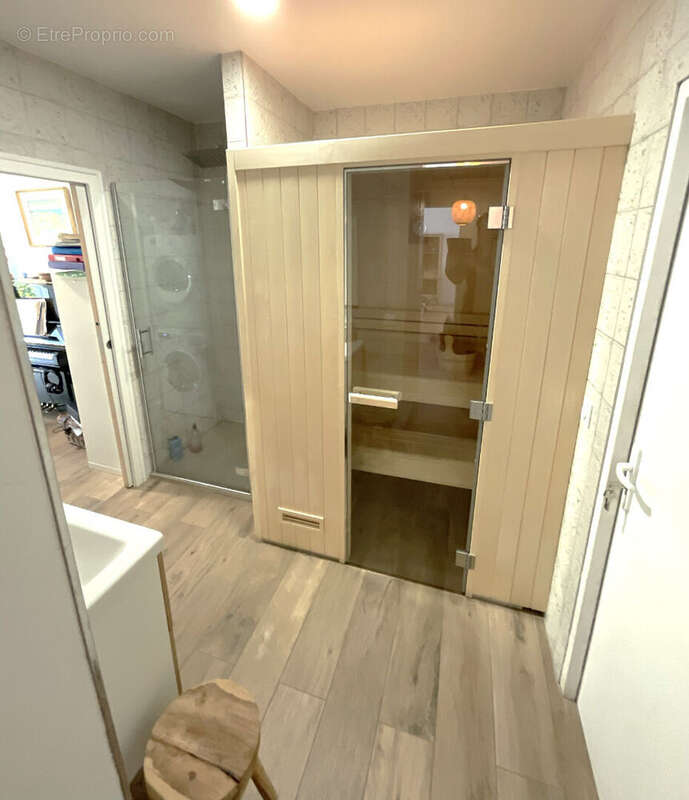 Maison à VOISINS-LE-BRETONNEUX