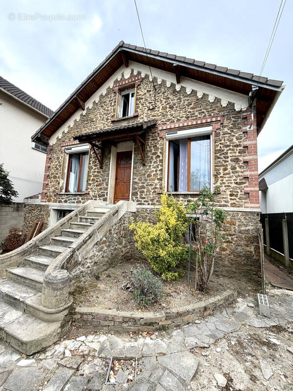 Maison à AULNAY-SOUS-BOIS