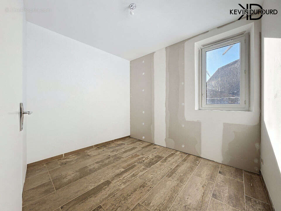 Appartement à AUBENAS