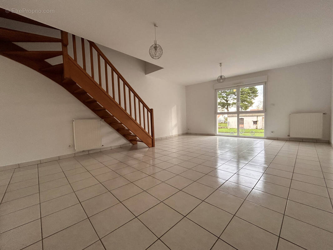 Appartement à LA CHAPELLE-HEULIN