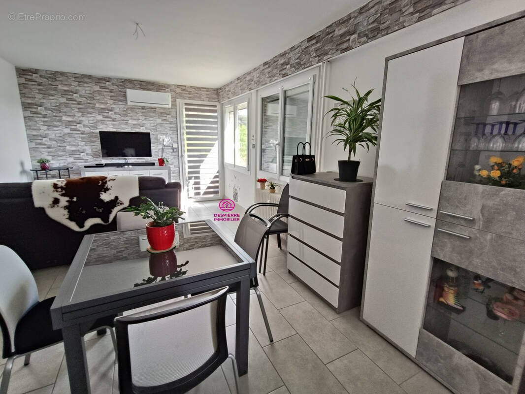 Appartement à ROUSSILLON