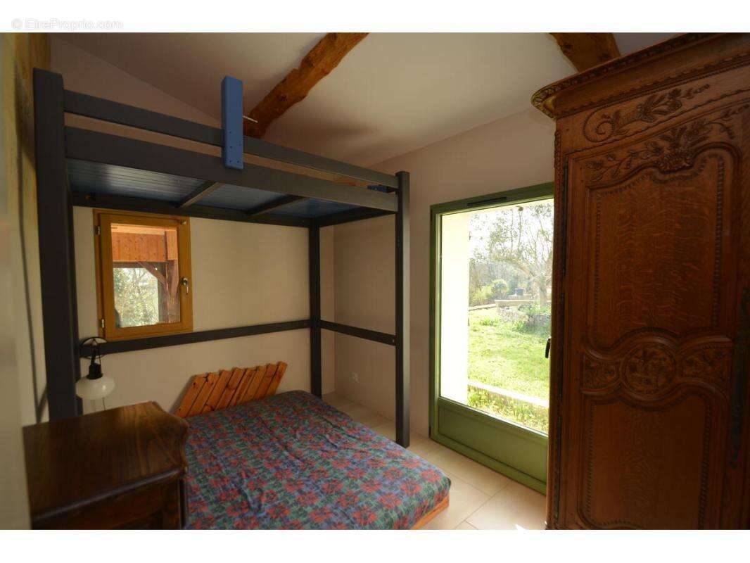 Maison 97 m² à Saint-Antoine-Sur-L'isle  - photo 16