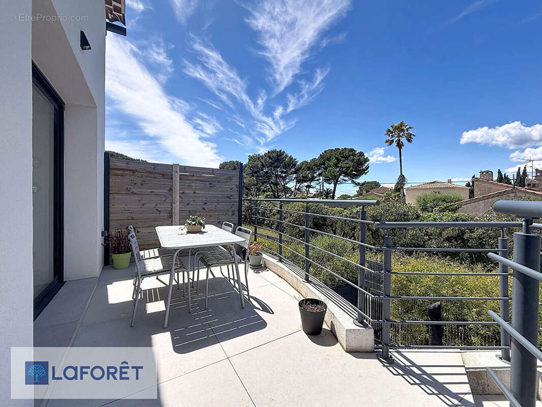 Appartement à SIX-FOURS-LES-PLAGES