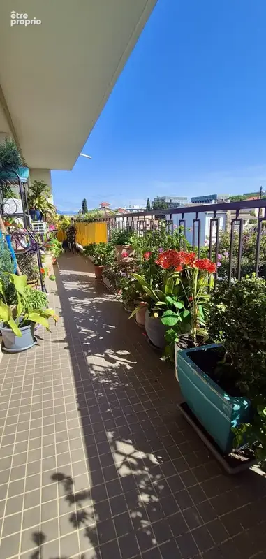 Appartement 82 m² à Saint-Laurent-Du-Var  - photo 5