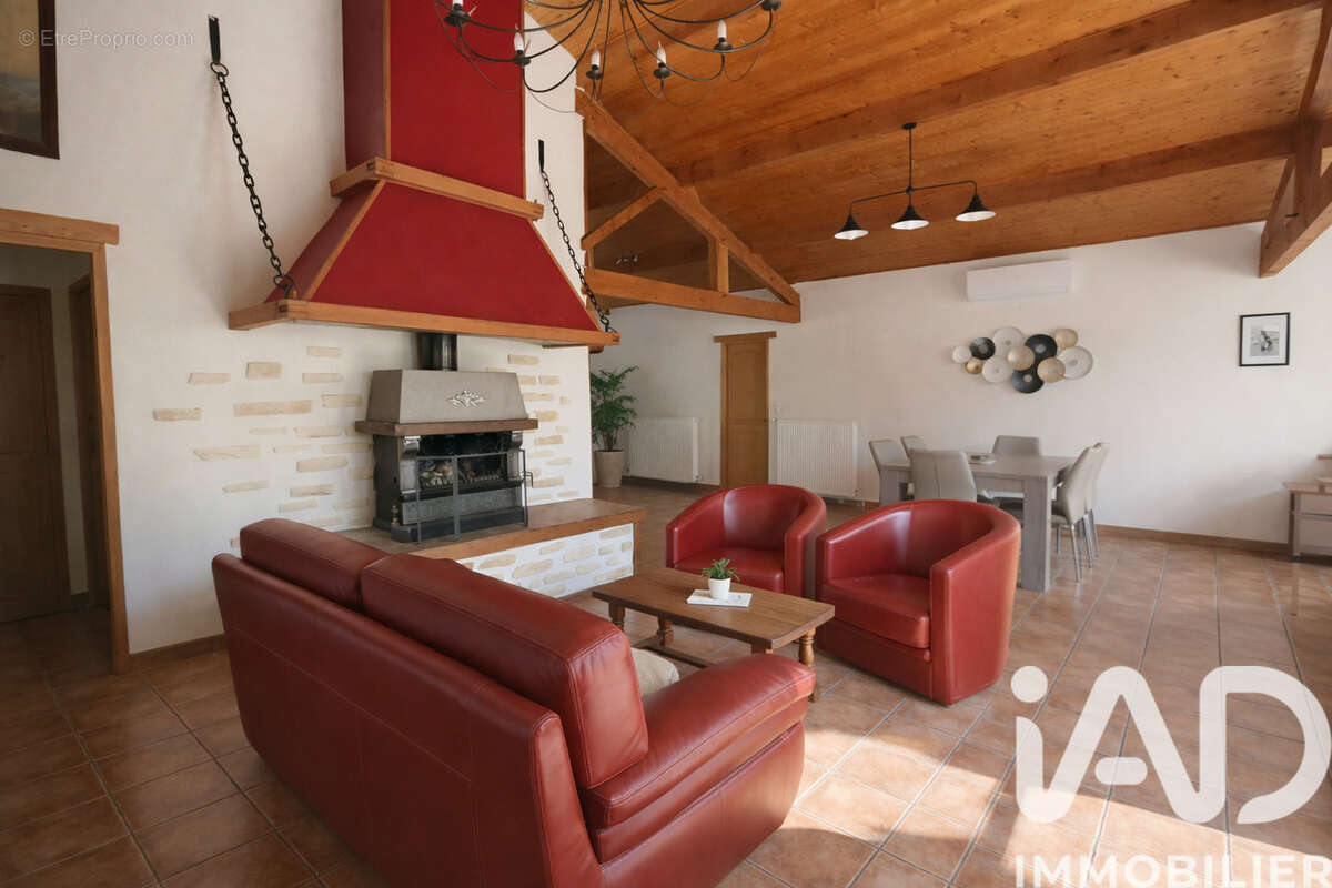 Photo 2 - Maison à MOUSTEY
