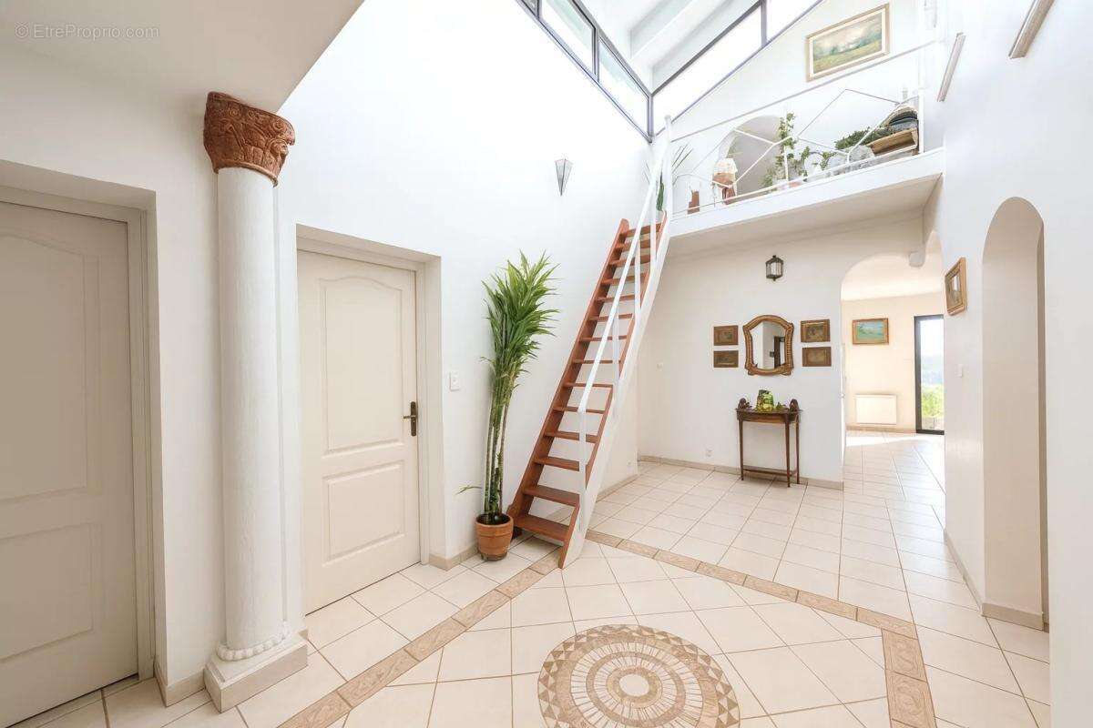 Maison à SANTA-MARIA-POGGIO