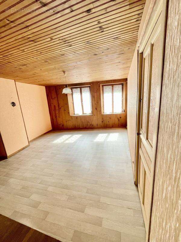 Maison à SEMUY