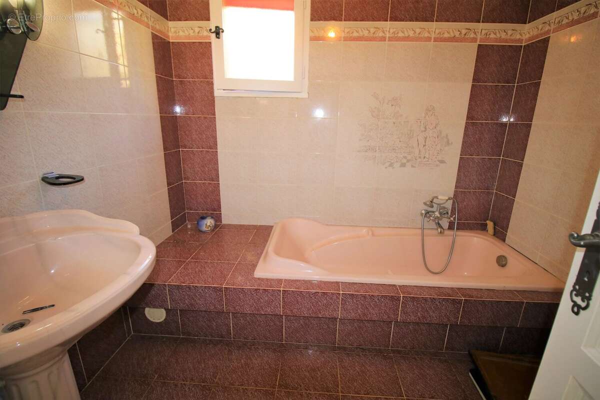 Peymeinade villa - photo 14