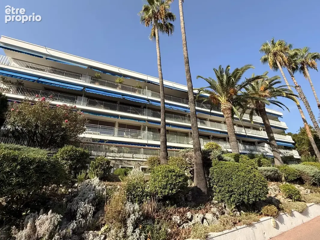 Cannes Basse Californie - Grand appartement T3 de 110m2 avec vue mer et garage - photo 9