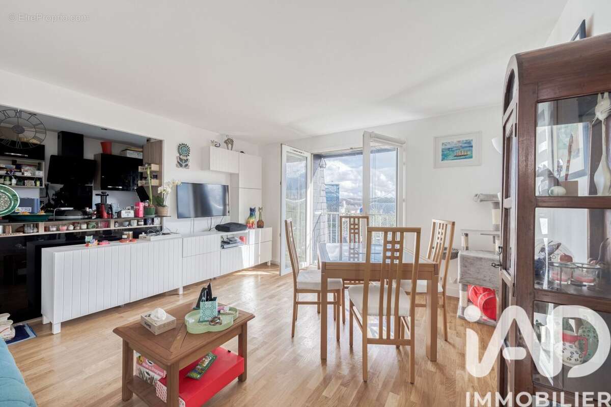 Photo 2 - Appartement à NOISEAU