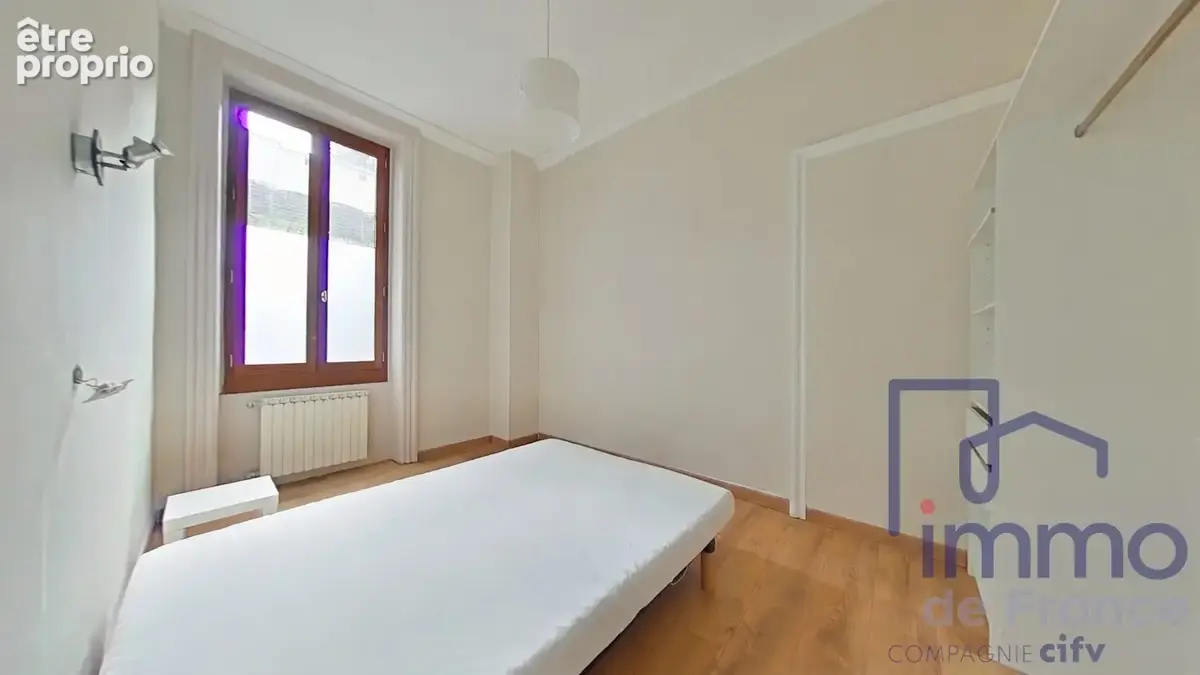 Appartement 61 m² à Saint-Etienne  - photo 5