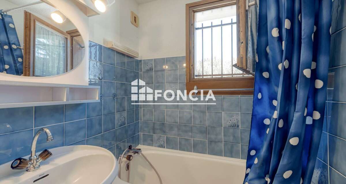 Appartement à DEMI-QUARTIER