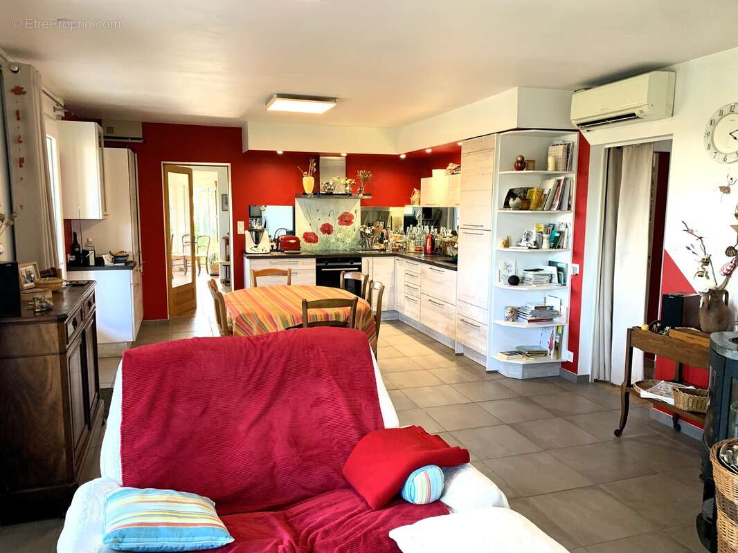Maison 164 m² à Cublac  - photo 39
