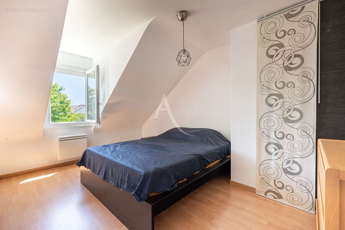 Maison Conflans 112m² habitables et 96 m² Carrez. - photo 7