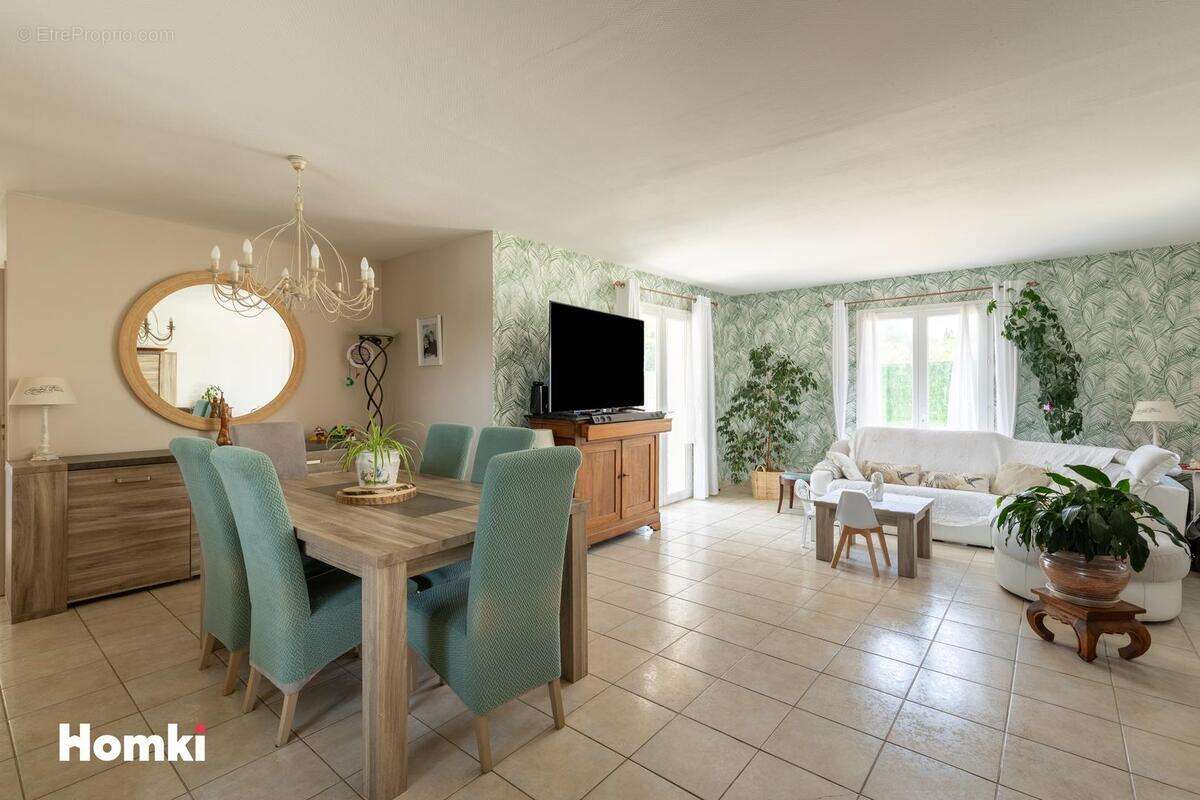 Maison à MOUSSOULENS